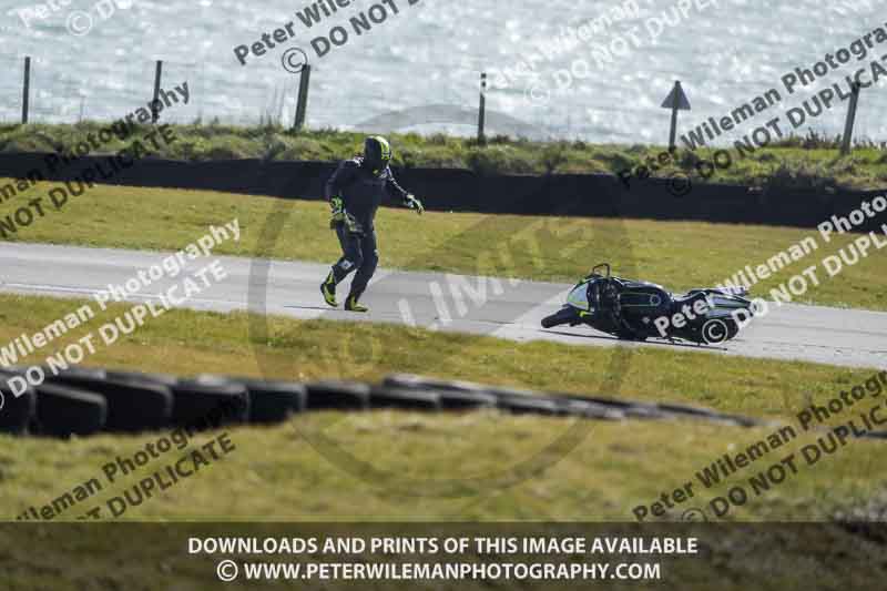 anglesey no limits trackday;anglesey photographs;anglesey trackday photographs;enduro digital images;event digital images;eventdigitalimages;no limits trackdays;peter wileman photography;racing digital images;trac mon;trackday digital images;trackday photos;ty croes